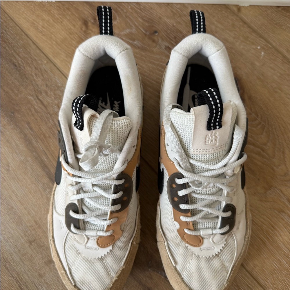 Nike Air Max 90 Futura Women's Shoes - Picture 2 of 5